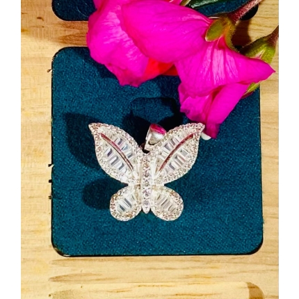 Dije mariposa con circonias