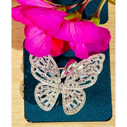 Dije de mariposa con circonias